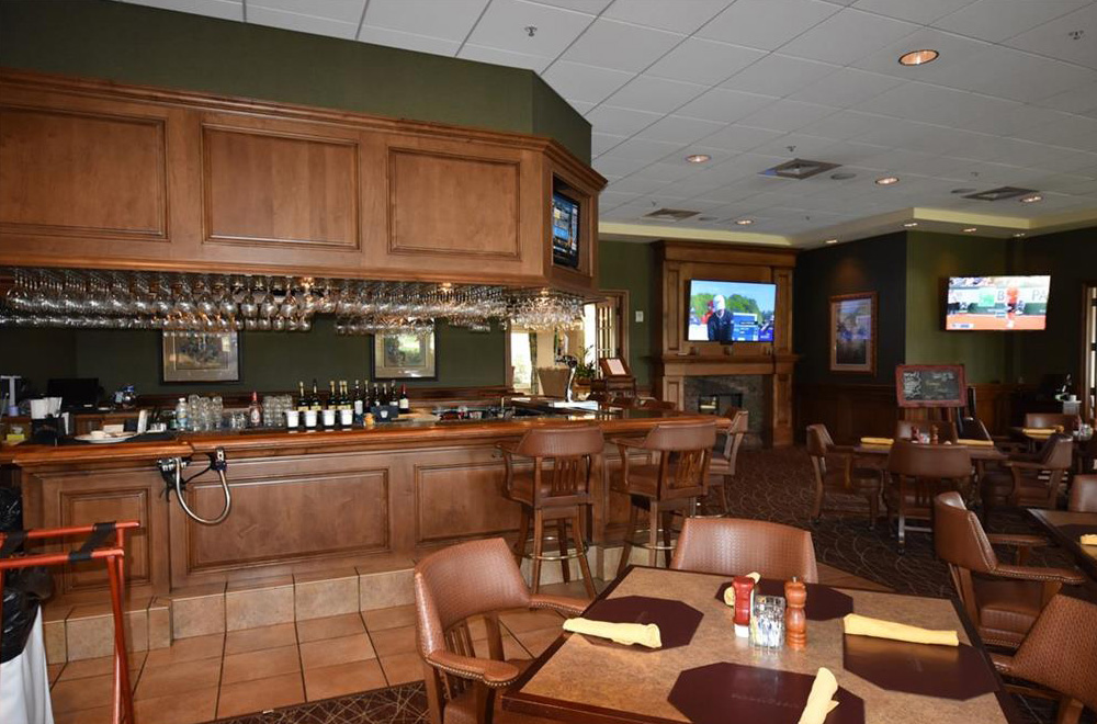 Clubhouse Bar